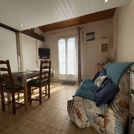 2 Pieces 4 Couchages D'oleron Ddo000-461 Apartment